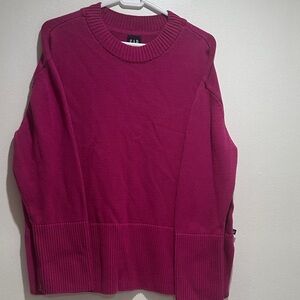 GAP Women's Fuchsia Crewneck Sweater